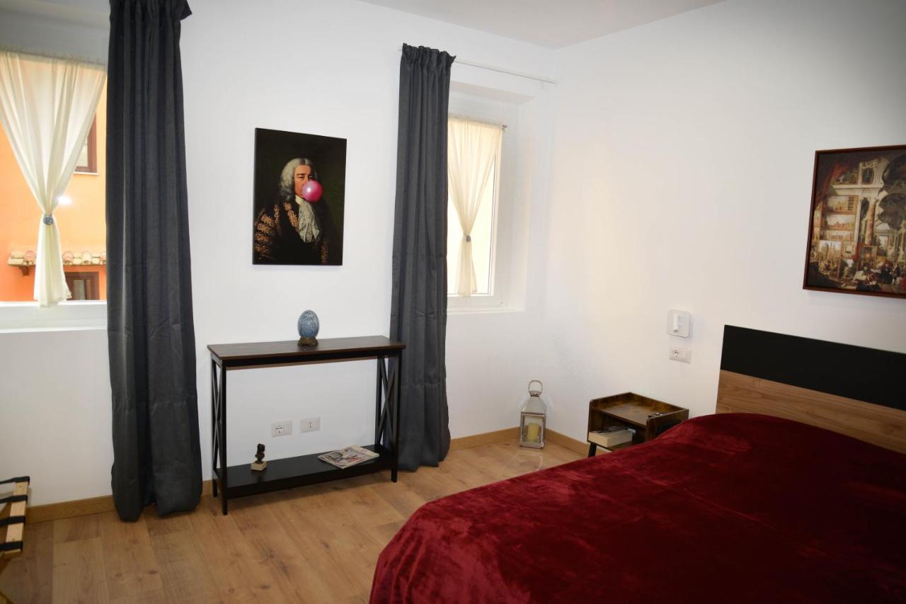 Fidia Palace Claudia'S Apartment Colosseo Roma Dış mekan fotoğraf