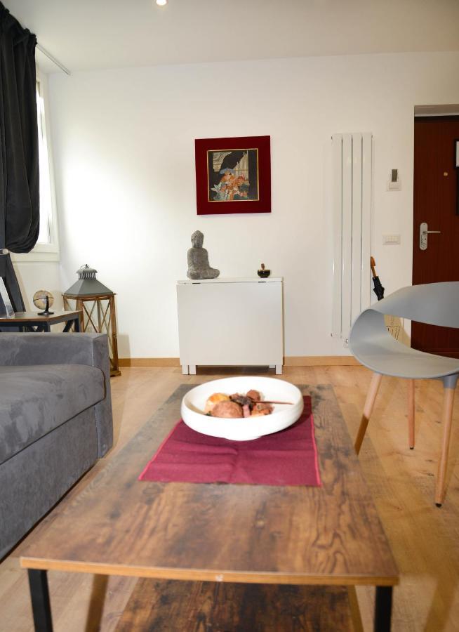 Fidia Palace Claudia'S Apartment Colosseo Roma Dış mekan fotoğraf